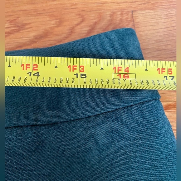 Isoude Green Straight Leg High Rise Pants, Women's Size 8, Designer Trousers - Picture 8 of 10